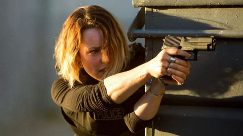 women loving women ⚢ backdrop